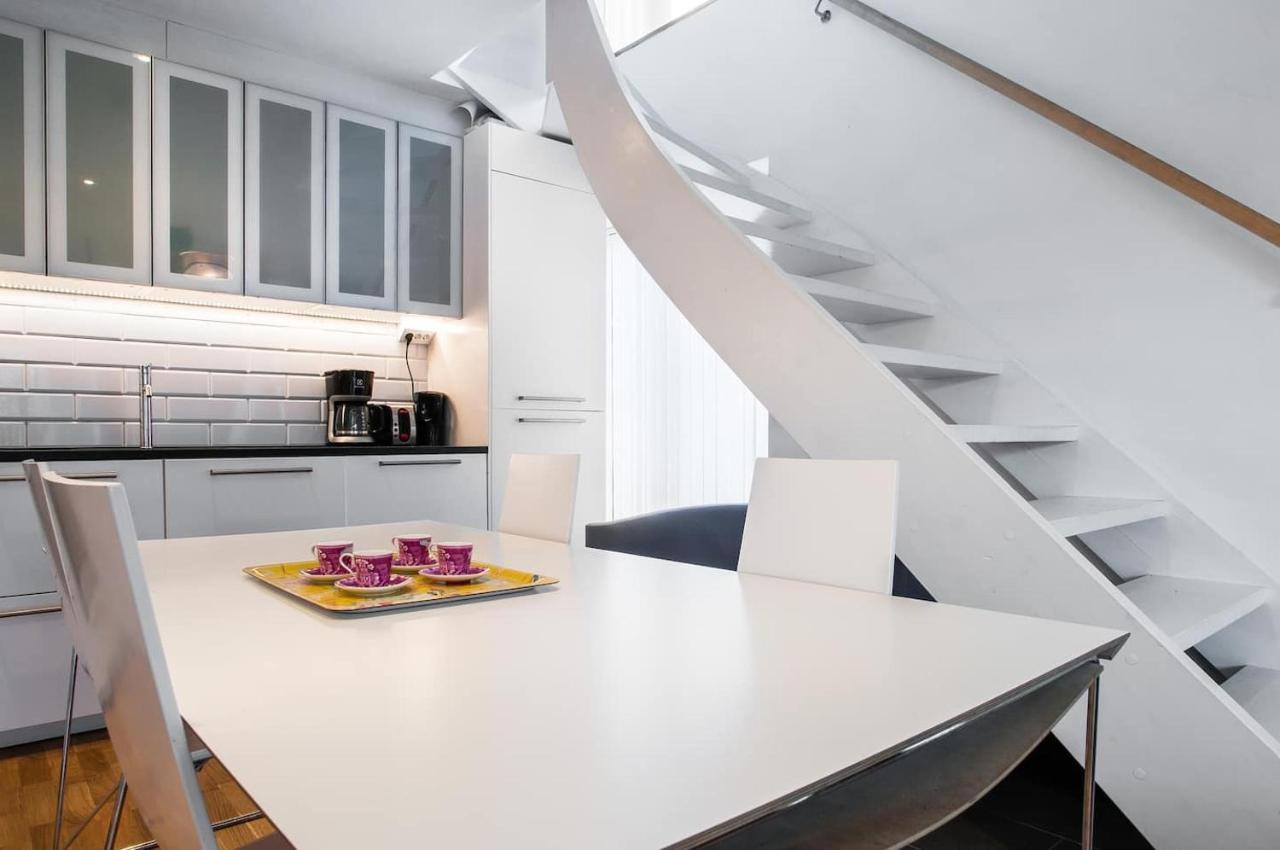 Вілла Townhouse On Arlanda Stockholm Metro Line - Easy Checkin Соллентуна Екстер'єр фото